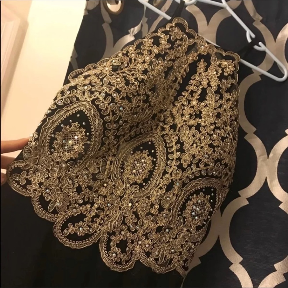 Prom dress - Picture 2 of 5